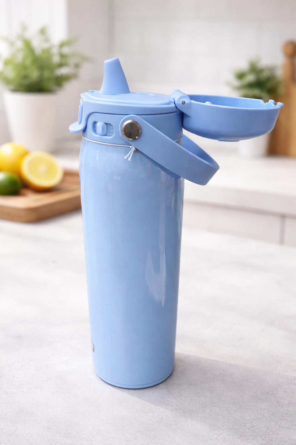 Swig 22oz. Leakproof EZ Fill Bottle