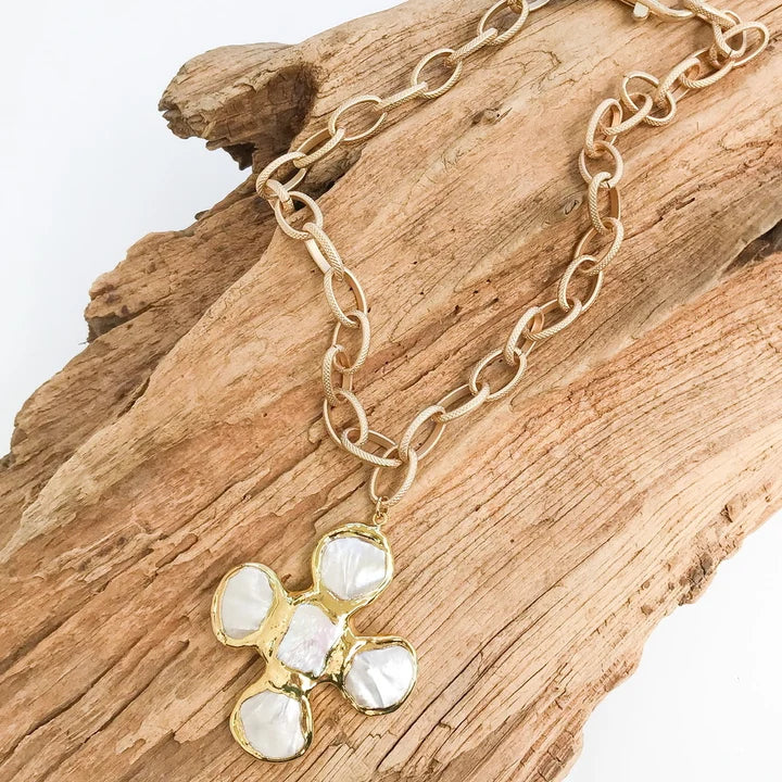 Virtue Pearl Clover Cross