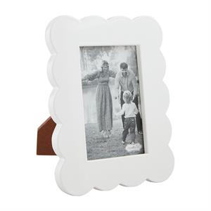 Mud Pie Large Scalloped Lacquered frame